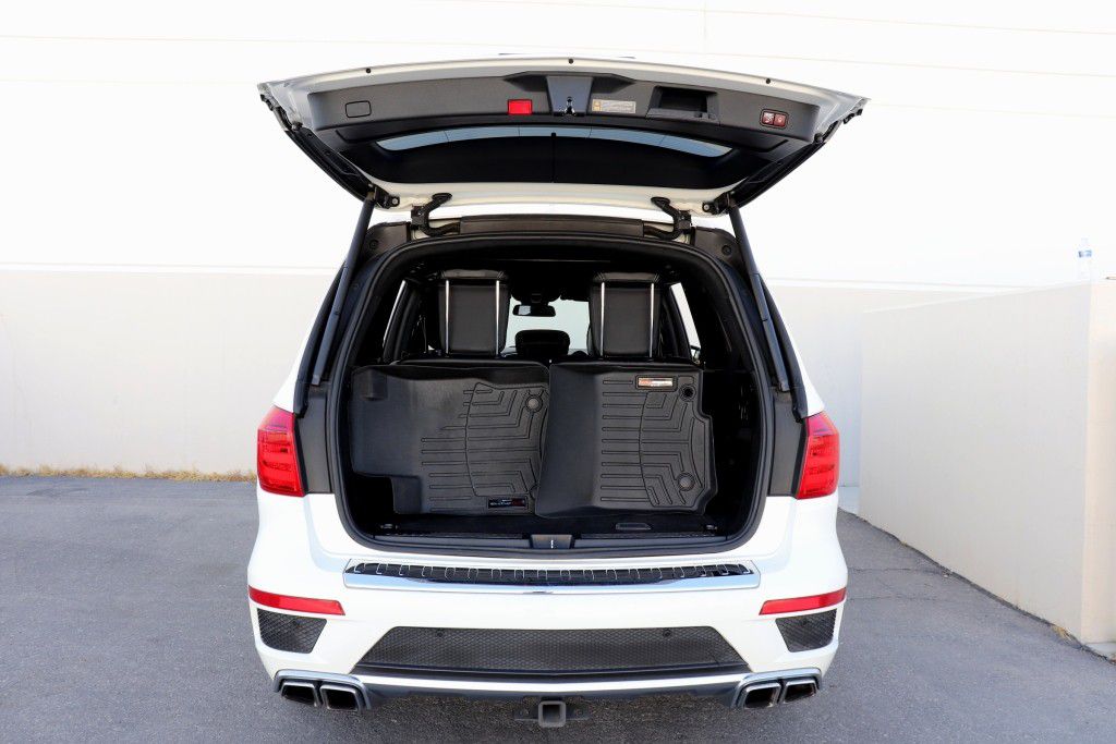 Photo 26 of this MERCEDES-BENZ GL63 AMG