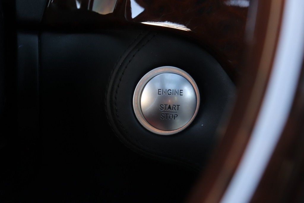 Photo 46 of this MERCEDES-BENZ GL63 AMG
