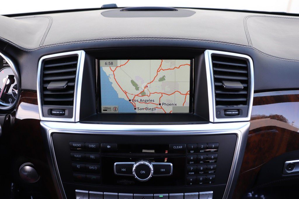 Photo 49 of this MERCEDES-BENZ GL63 AMG