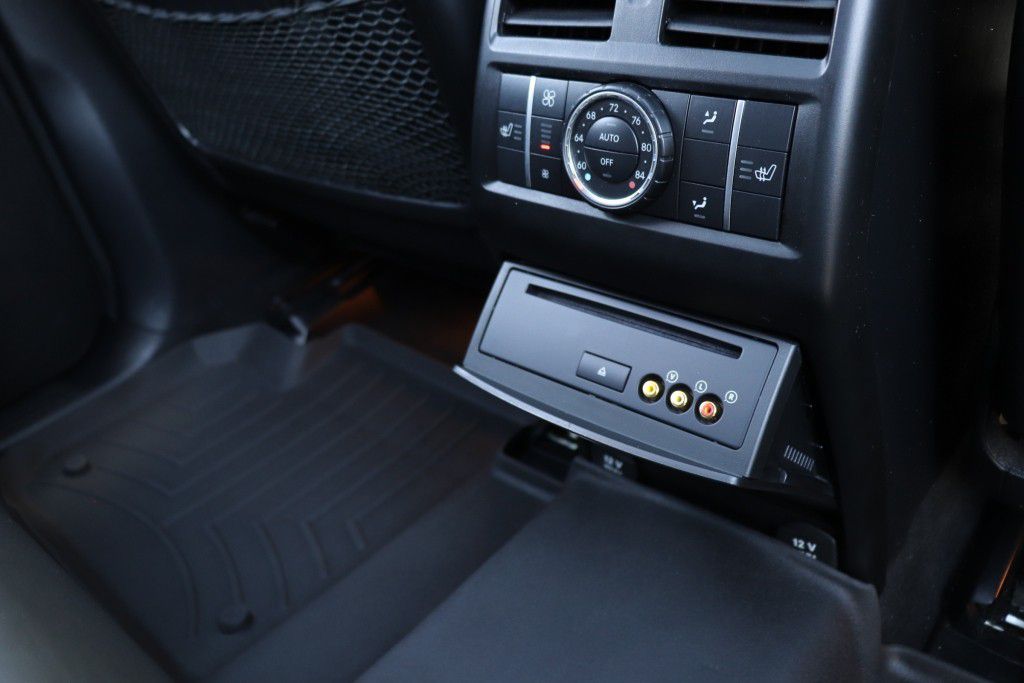 Photo 54 of this MERCEDES-BENZ GL63 AMG