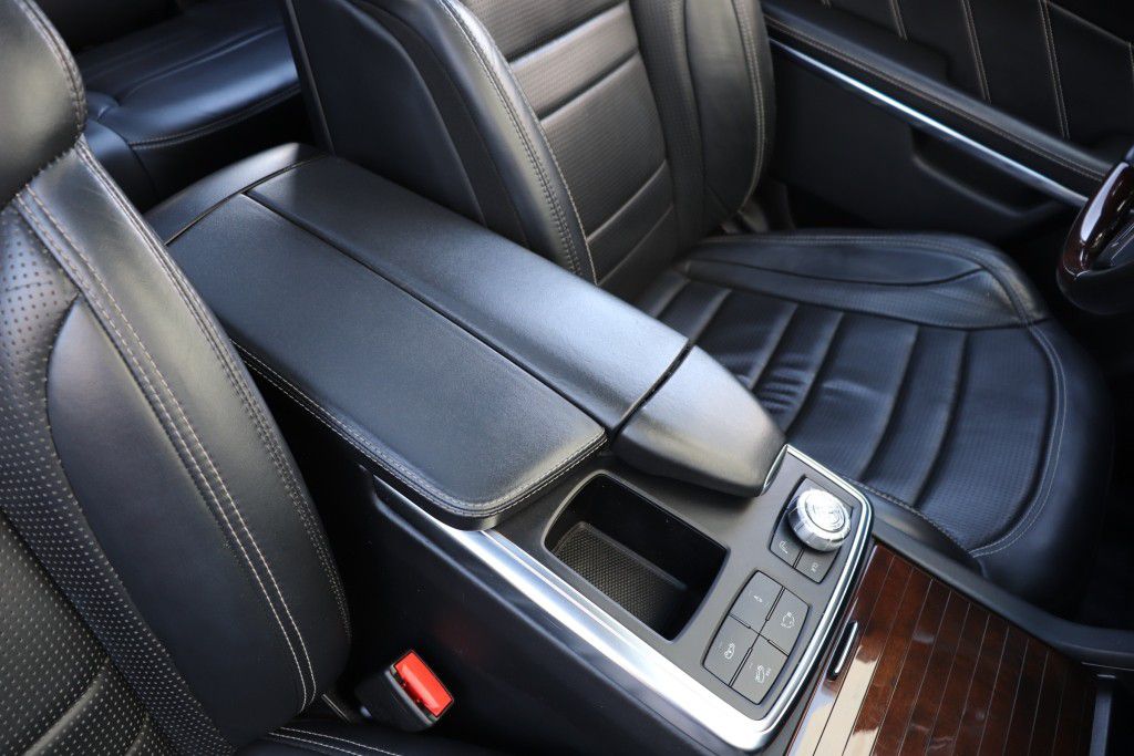 Photo 58 of this MERCEDES-BENZ GL63 AMG