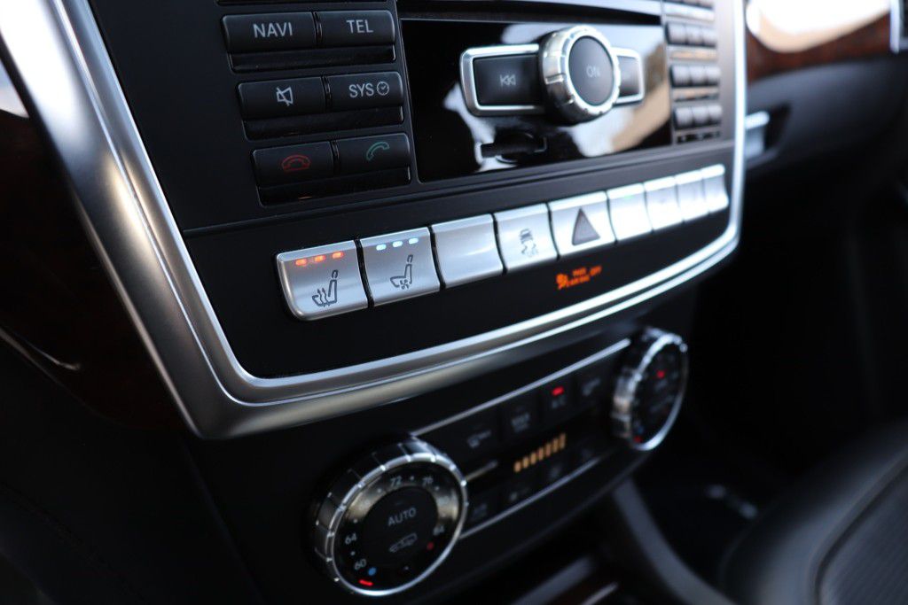 Photo 64 of this MERCEDES-BENZ GL63 AMG