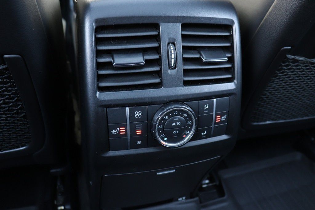 Photo 75 of this MERCEDES-BENZ GL63 AMG