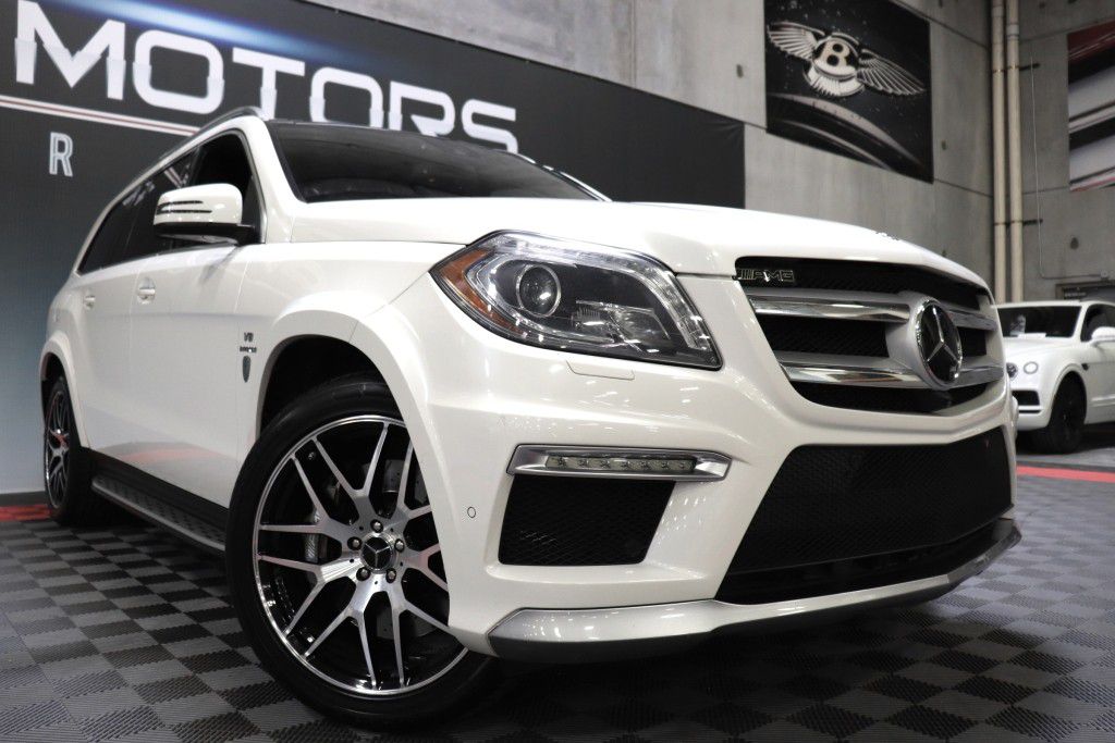 Photo 77 of this MERCEDES-BENZ GL63 AMG