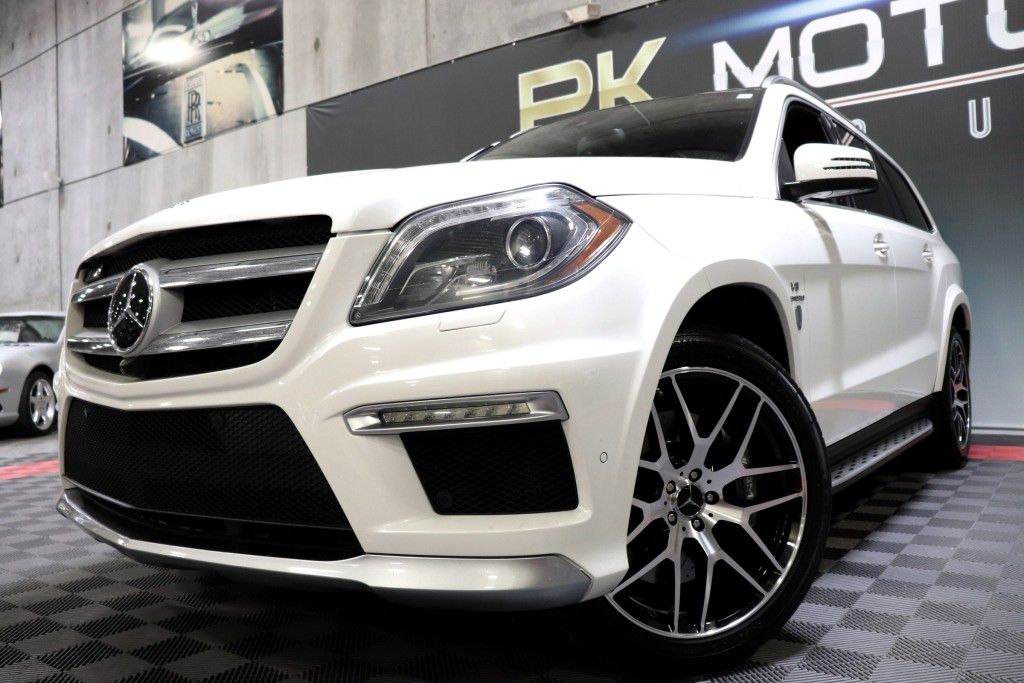 Photo 78 of this MERCEDES-BENZ GL63 AMG