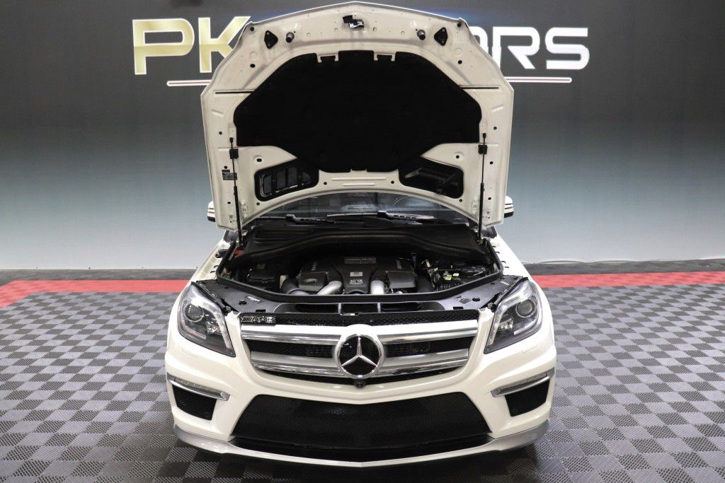 Photo 89 of this MERCEDES-BENZ GL63 AMG