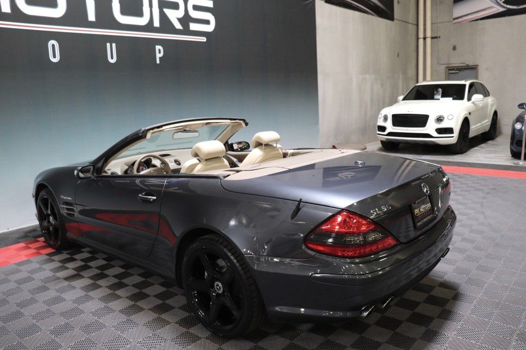Photo 6 of this MERCEDES-BENZ SL 55 AMG