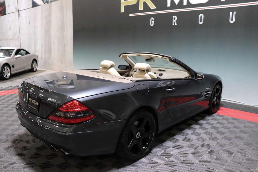 Photo 11 of this MERCEDES-BENZ SL 55 AMG