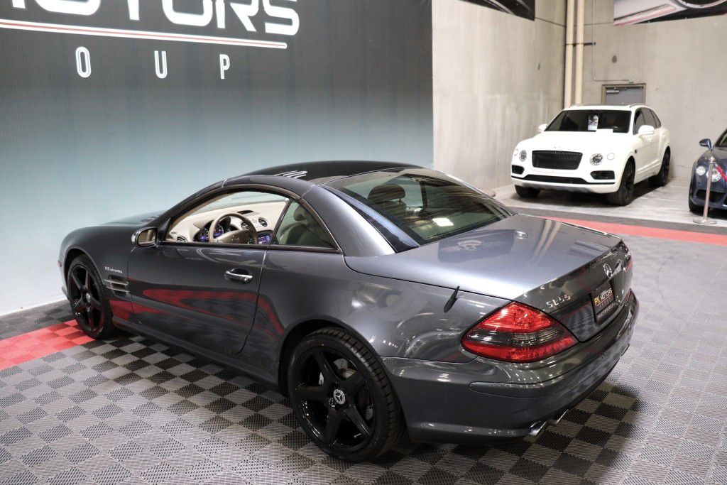 Photo 73 of this MERCEDES-BENZ SL 55 AMG
