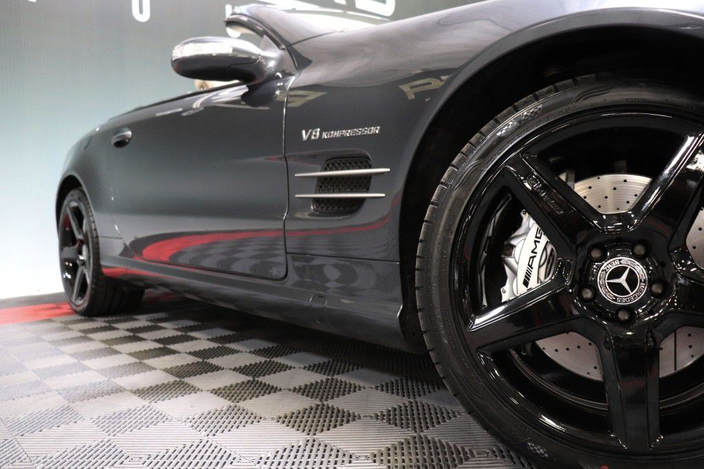 Photo 79 of this MERCEDES-BENZ SL 55 AMG
