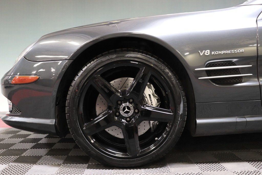 Photo 84 of this MERCEDES-BENZ SL 55 AMG