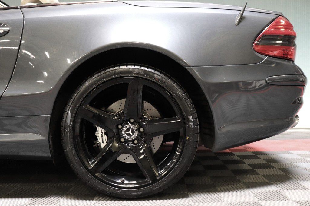 Photo 85 of this MERCEDES-BENZ SL 55 AMG