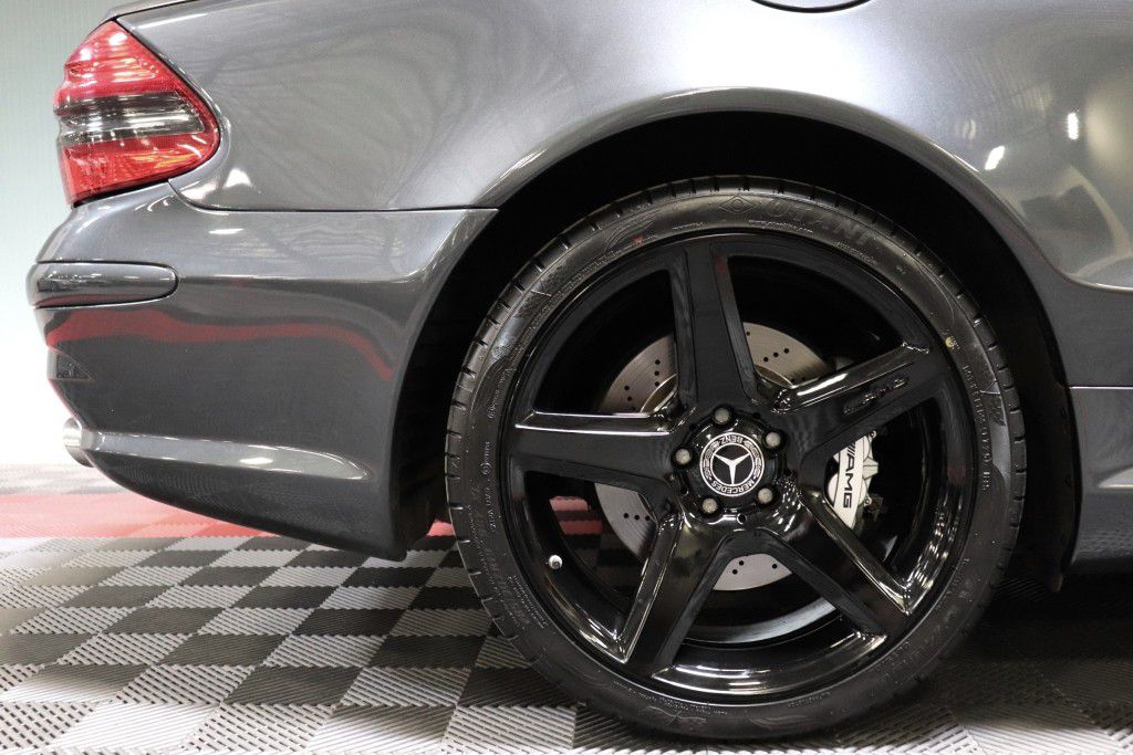 Photo 86 of this MERCEDES-BENZ SL 55 AMG