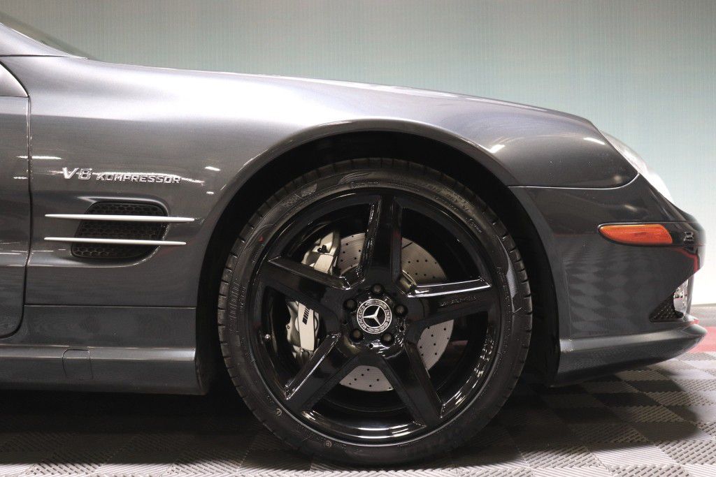 Photo 87 of this MERCEDES-BENZ SL 55 AMG