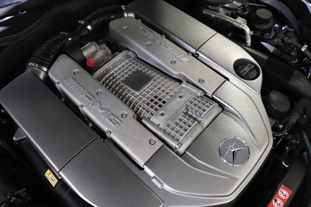 Photo 92 of this MERCEDES-BENZ SL 55 AMG