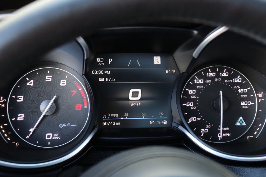 Photo 49 of this ALFA ROMEO STELVIO QUADRIF