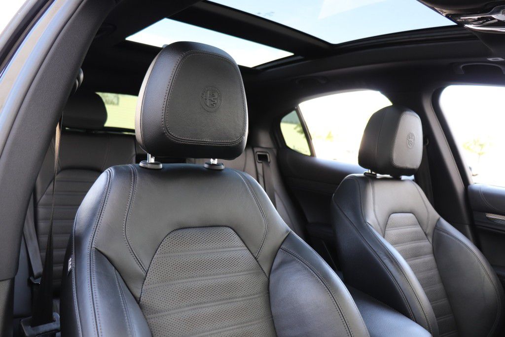 Photo 64 of this ALFA ROMEO STELVIO QUADRIF