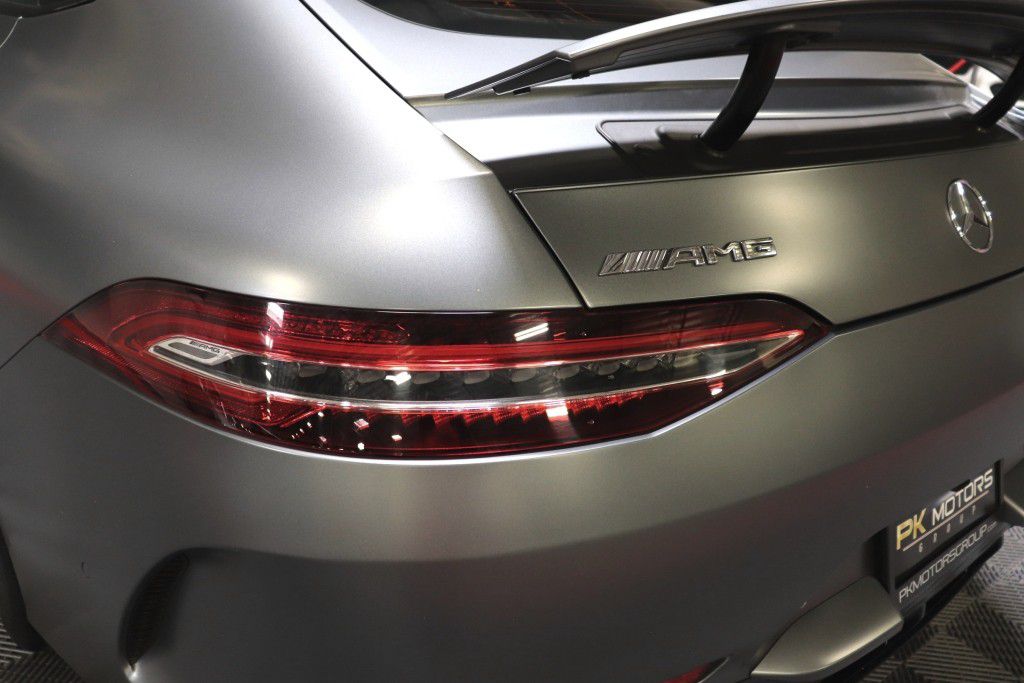 Photo 5 of this MERCEDES-BENZ AMG GT63