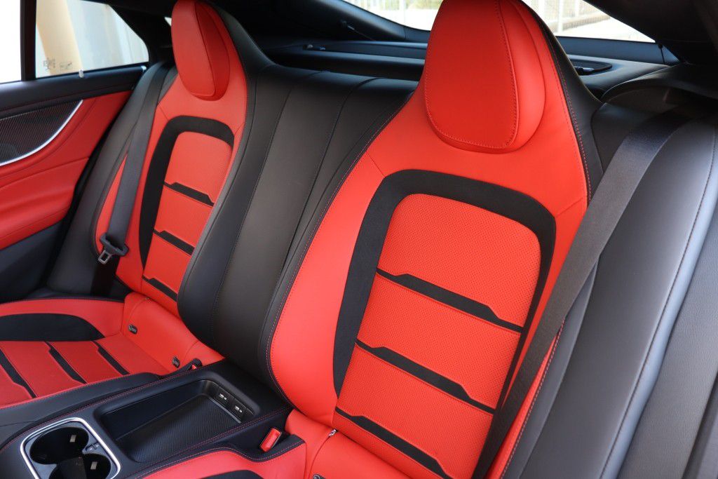 Photo 21 of this MERCEDES-BENZ AMG GT63