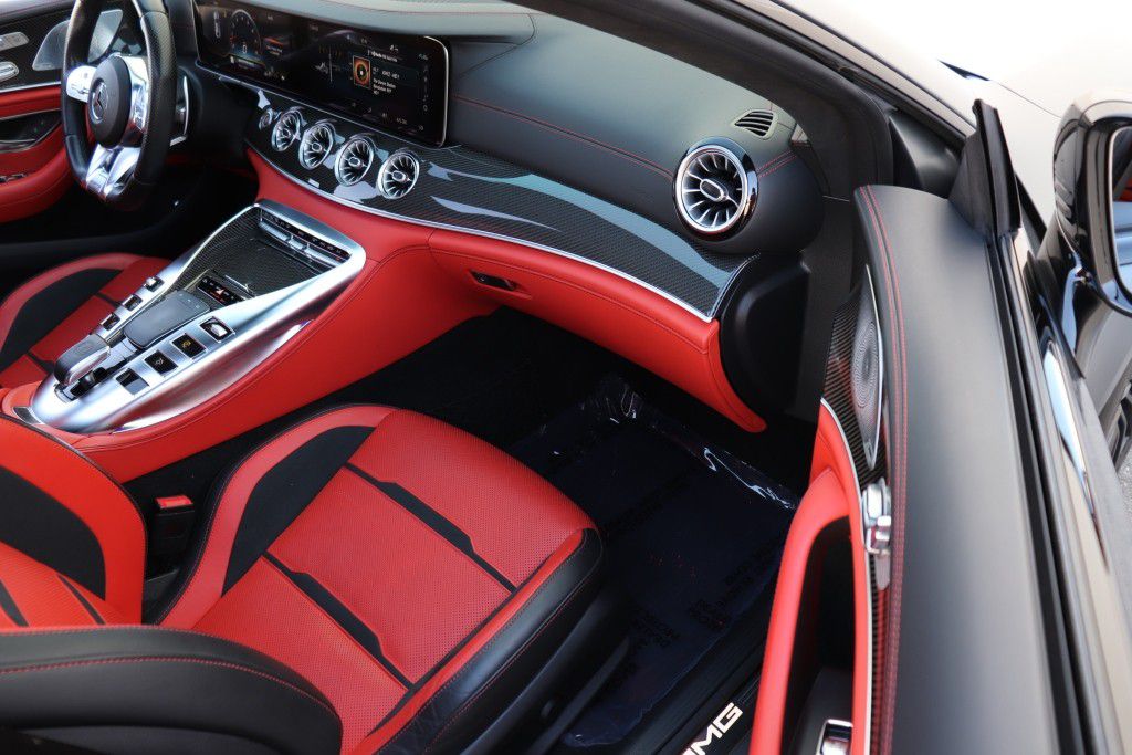 Photo 29 of this MERCEDES-BENZ AMG GT63