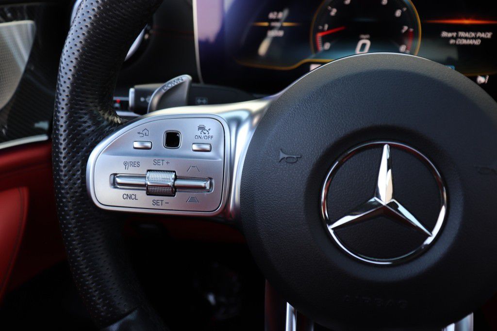 Photo 38 of this MERCEDES-BENZ AMG GT63