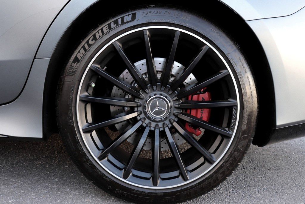 Photo 90 of this MERCEDES-BENZ AMG GT63