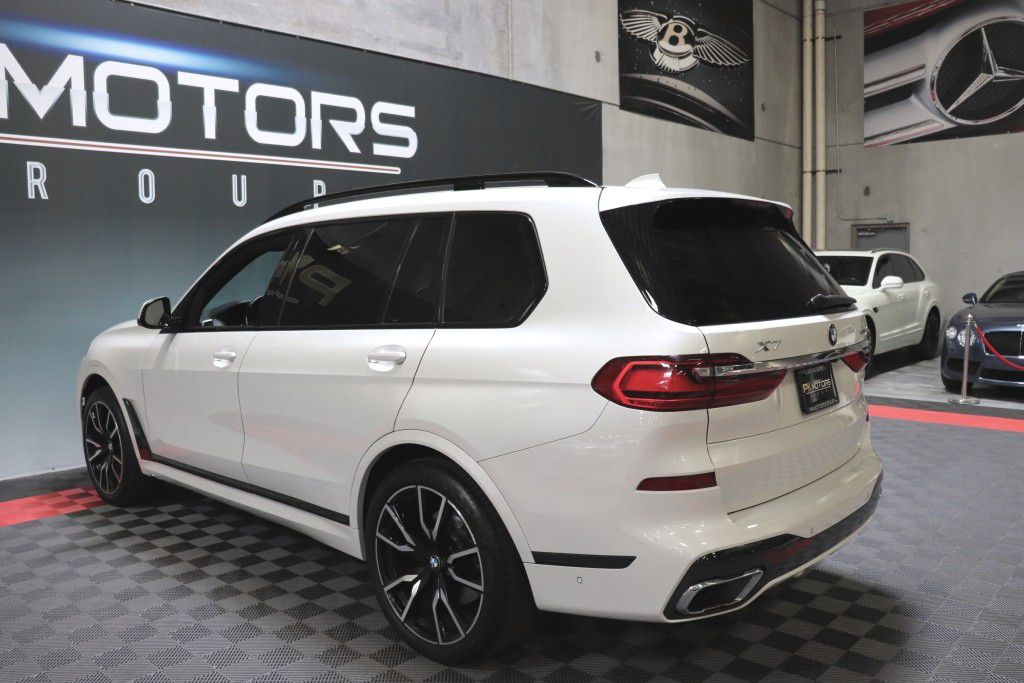Photo 5 of this BMW X7 XDRIVE40I MS