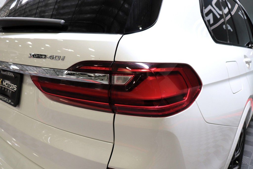 Photo 9 of this BMW X7 XDRIVE40I MS