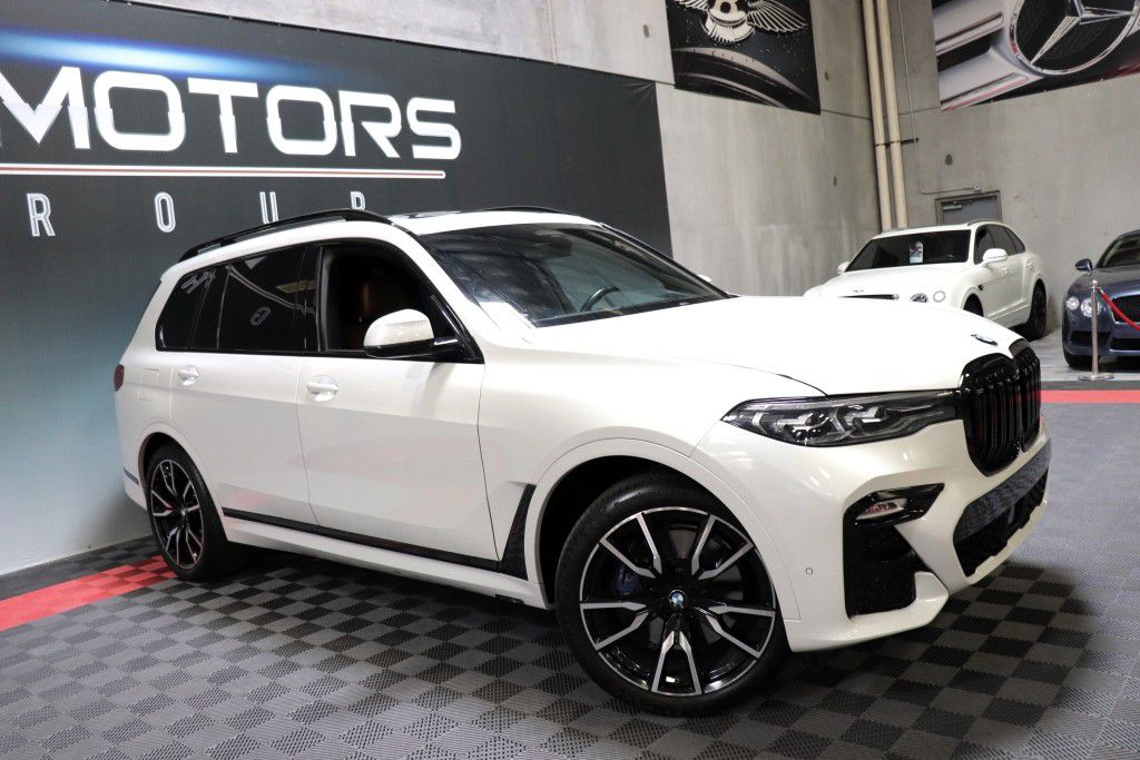 Photo 12 of this BMW X7 XDRIVE40I MS