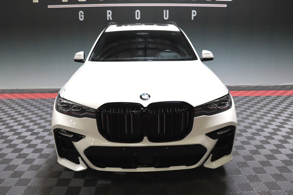 Photo 13 of this BMW X7 XDRIVE40I MS