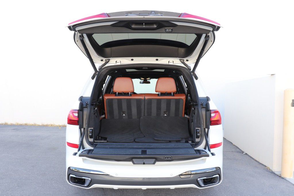 Photo 25 of this BMW X7 XDRIVE40I MS