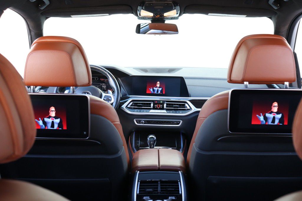 Photo 54 of this BMW X7 XDRIVE40I MS