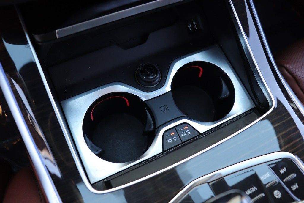Photo 65 of this BMW X7 XDRIVE40I MS