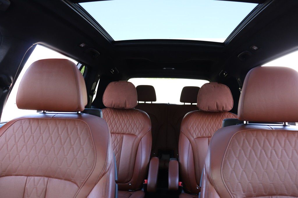 Photo 70 of this BMW X7 XDRIVE40I MS