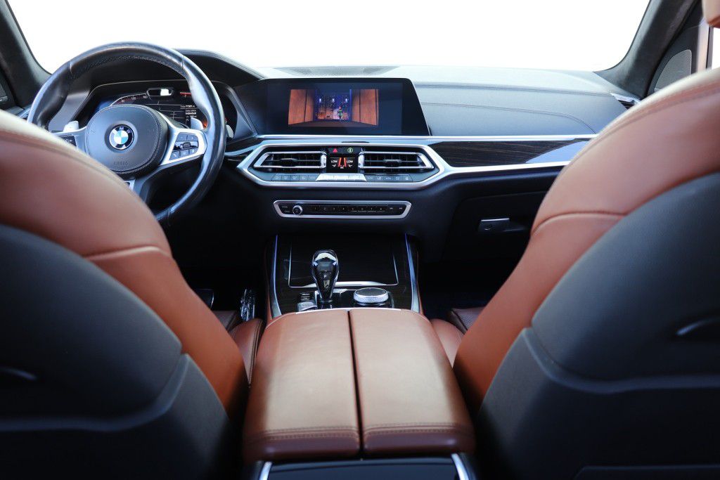 Photo 75 of this BMW X7 XDRIVE40I MS