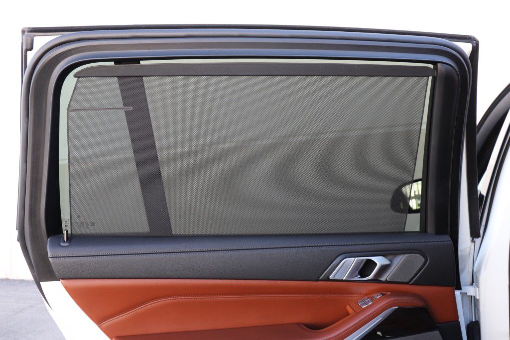 Photo 76 of this BMW X7 XDRIVE40I MS