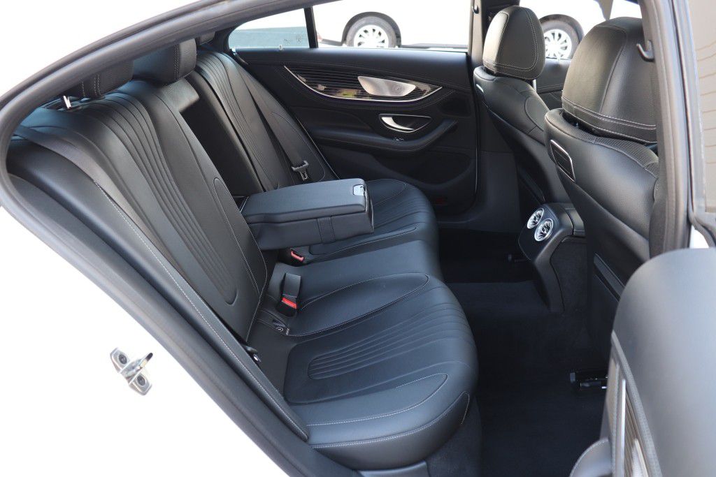 Photo 29 of this MERCEDES-BENZ CLS 450
