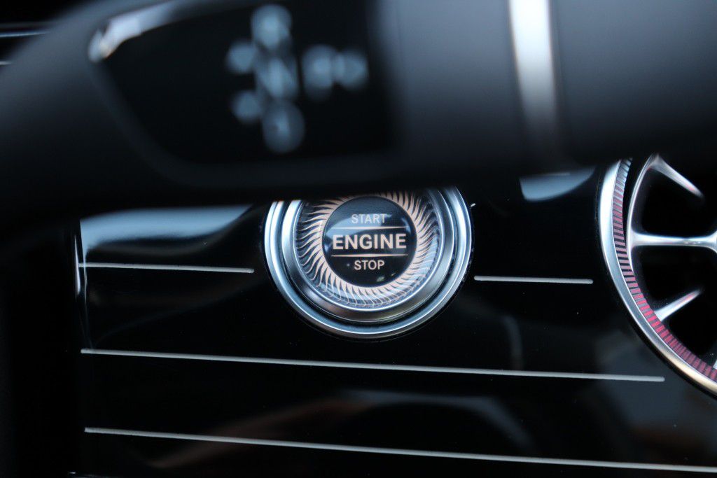Photo 44 of this MERCEDES-BENZ CLS 450