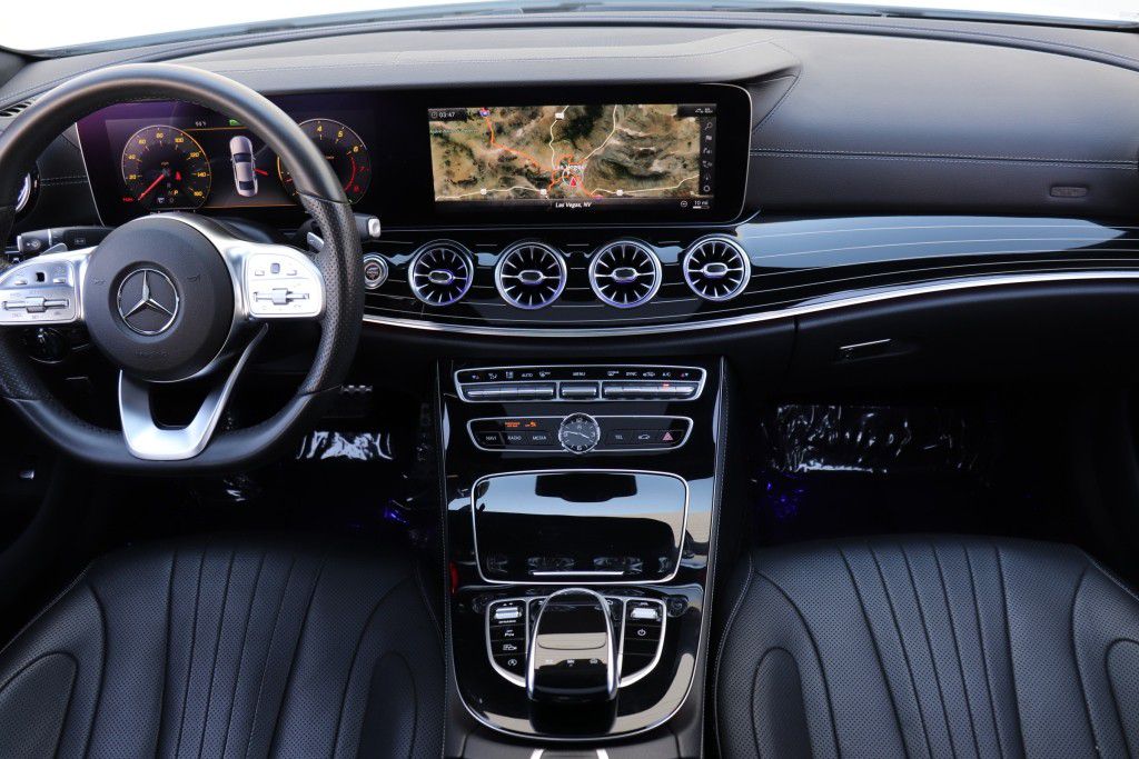 Photo 45 of this MERCEDES-BENZ CLS 450