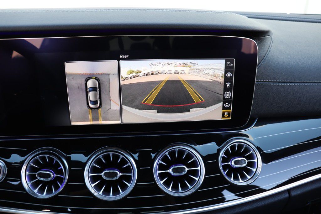 Photo 48 of this MERCEDES-BENZ CLS 450