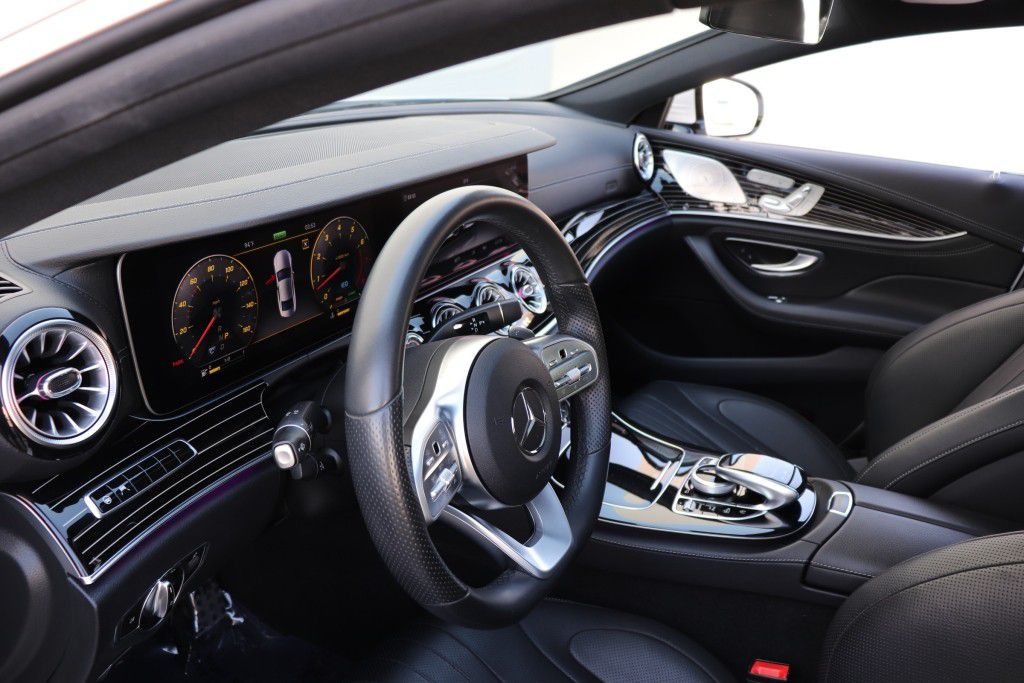 Photo 49 of this MERCEDES-BENZ CLS 450