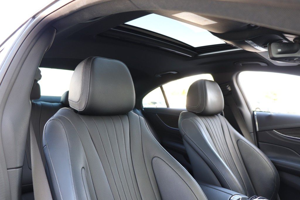 Photo 60 of this MERCEDES-BENZ CLS 450