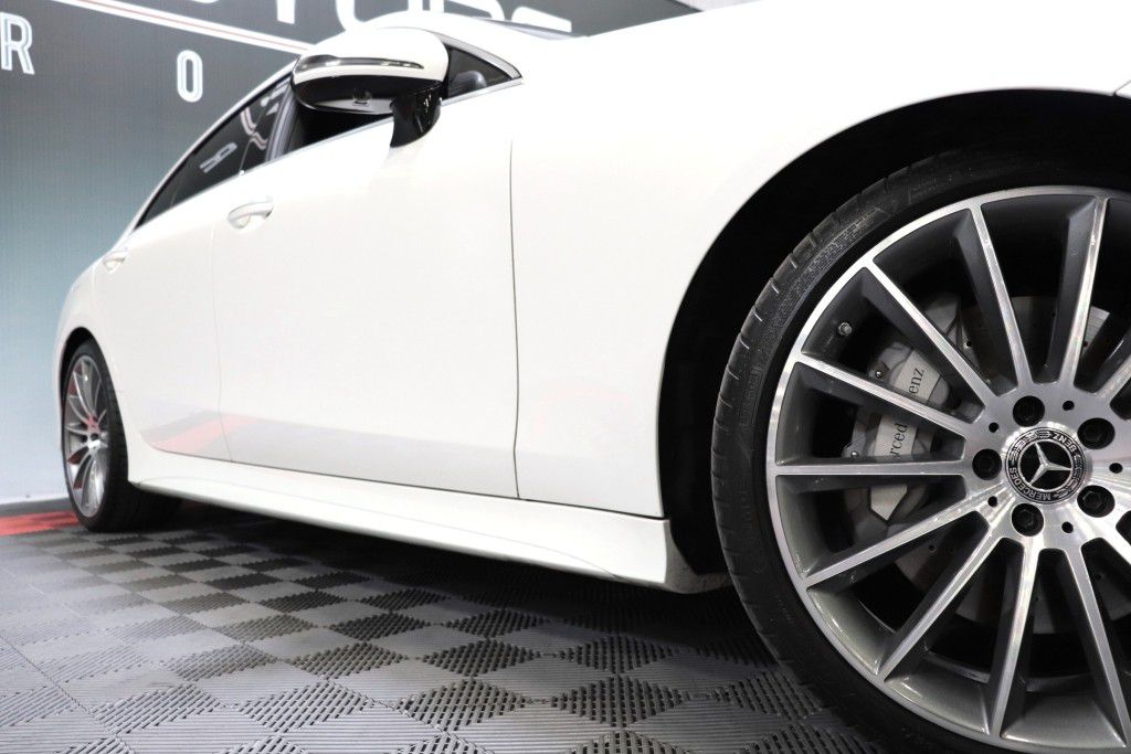 Photo 69 of this MERCEDES-BENZ CLS 450
