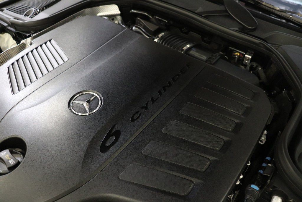 Photo 83 of this MERCEDES-BENZ CLS 450