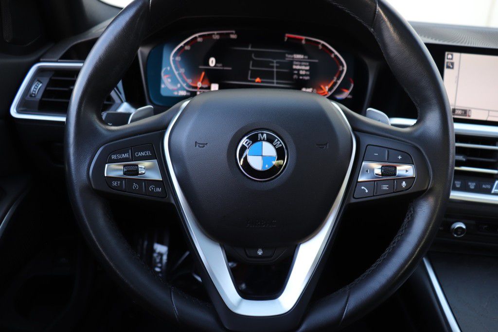 Photo 39 of this BMW 330I