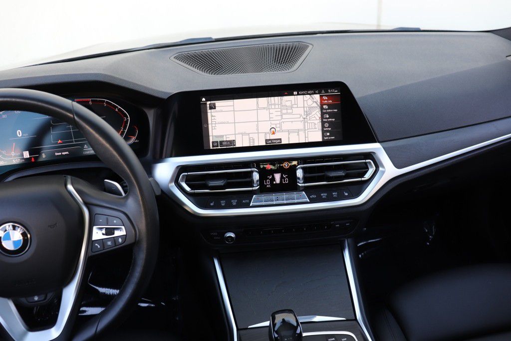 Photo 46 of this BMW 330I