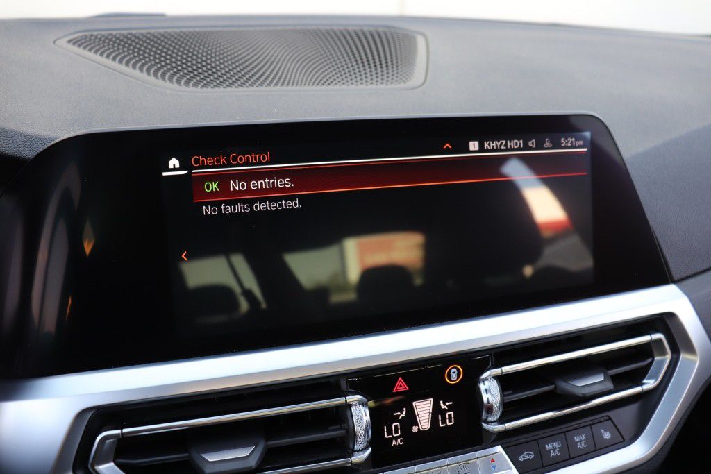 Photo 50 of this BMW 330I