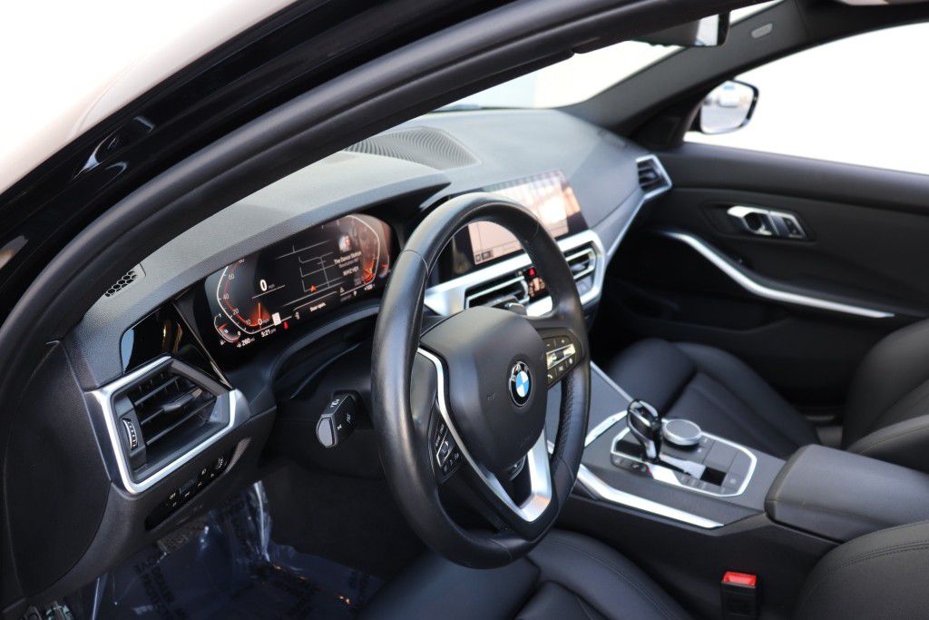Photo 51 of this BMW 330I