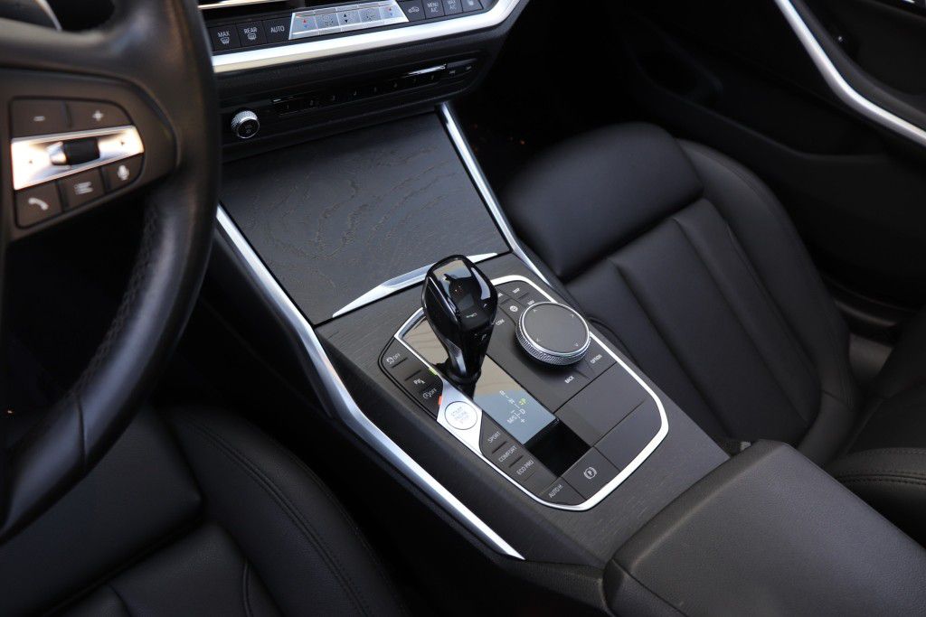 Photo 57 of this BMW 330I