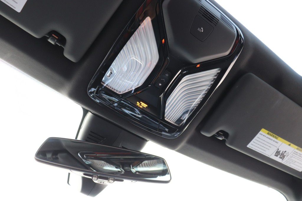 Photo 60 of this BMW 330I
